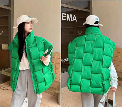 Puffer vest, Sleeveless outerwear, Quilted design, Lightweight warmth, Layering essential, Versatile fashion piece, Urban style, Active lifestyle, Casual chic, Sporty fashion statement,